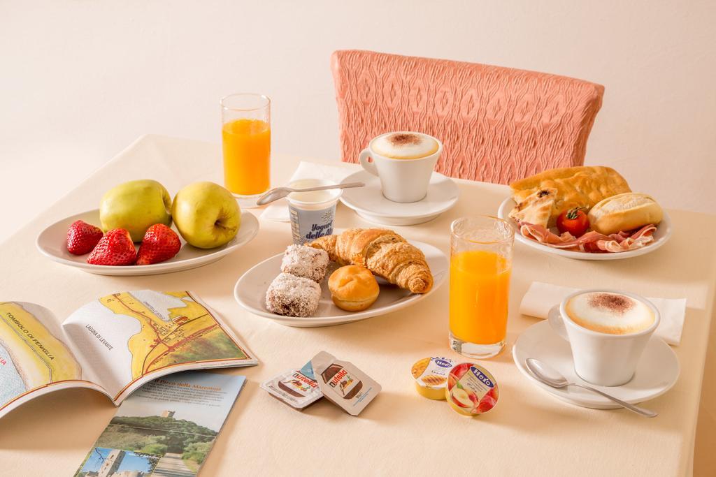 Tris Hotel Orbetello Ngoại thất bức ảnh