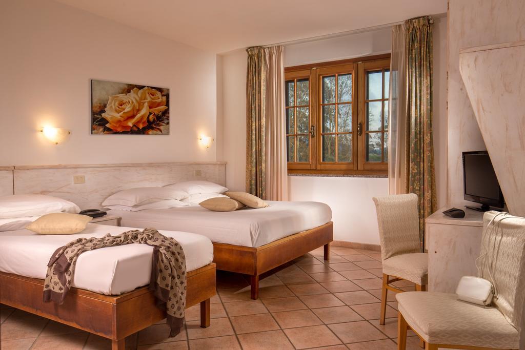 Tris Hotel Orbetello Ngoại thất bức ảnh