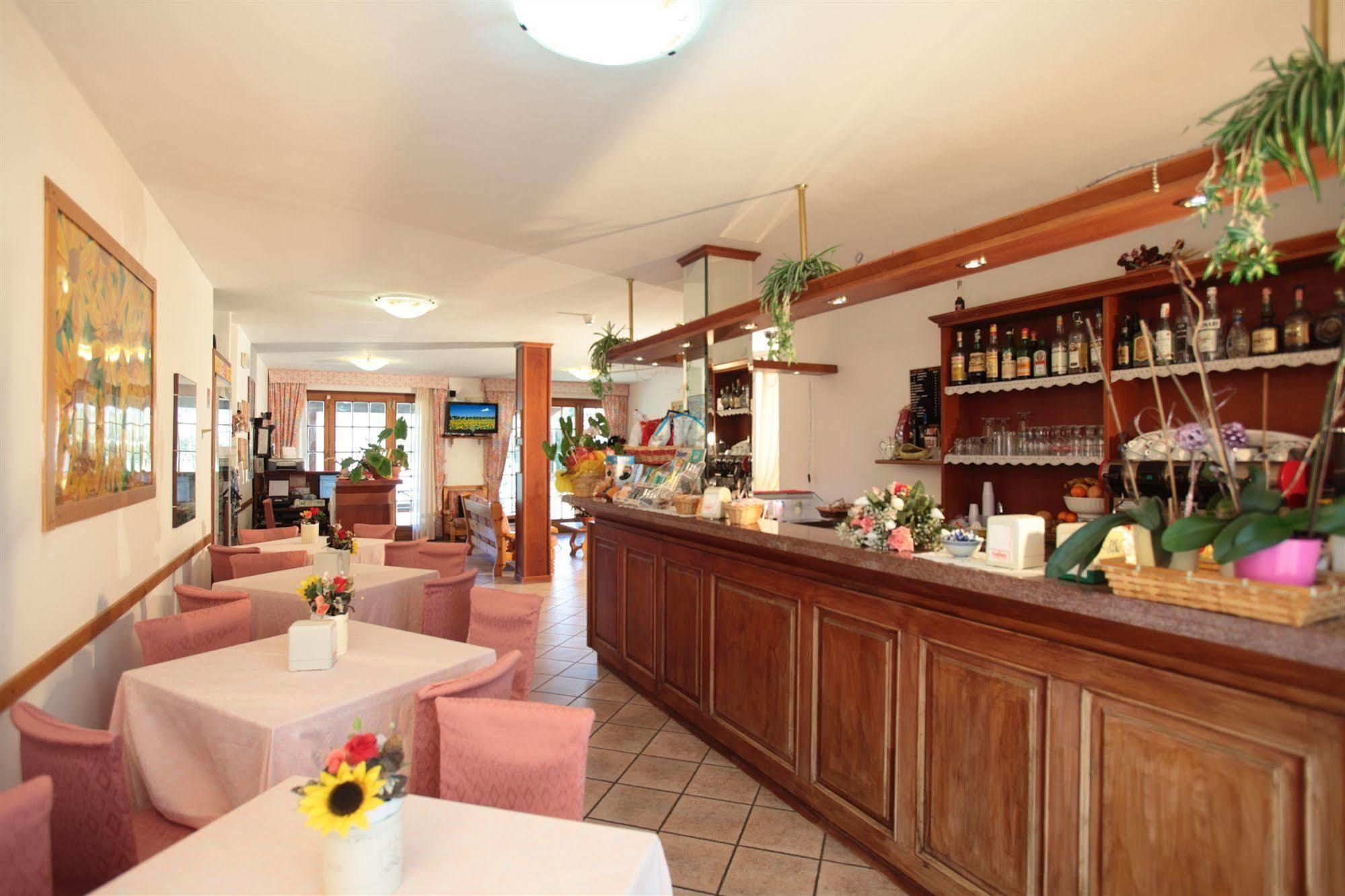 Tris Hotel Orbetello Ngoại thất bức ảnh